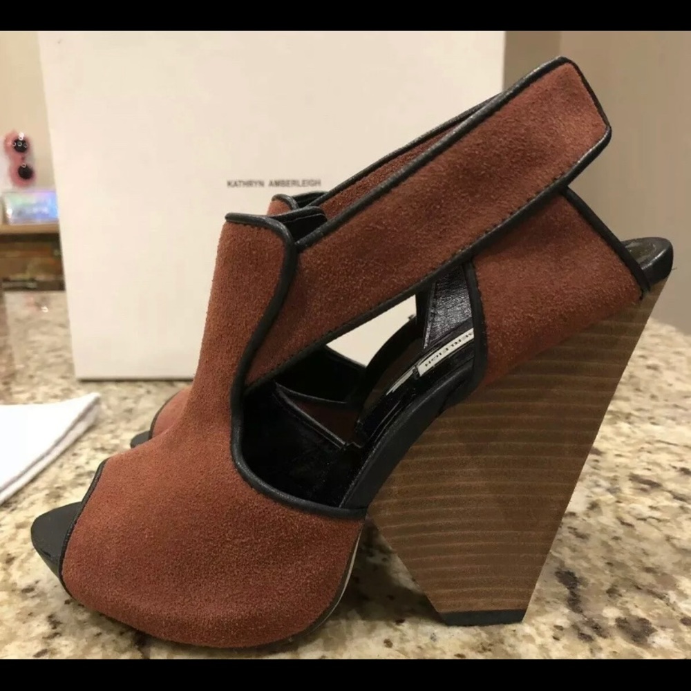 Wedge Size 8